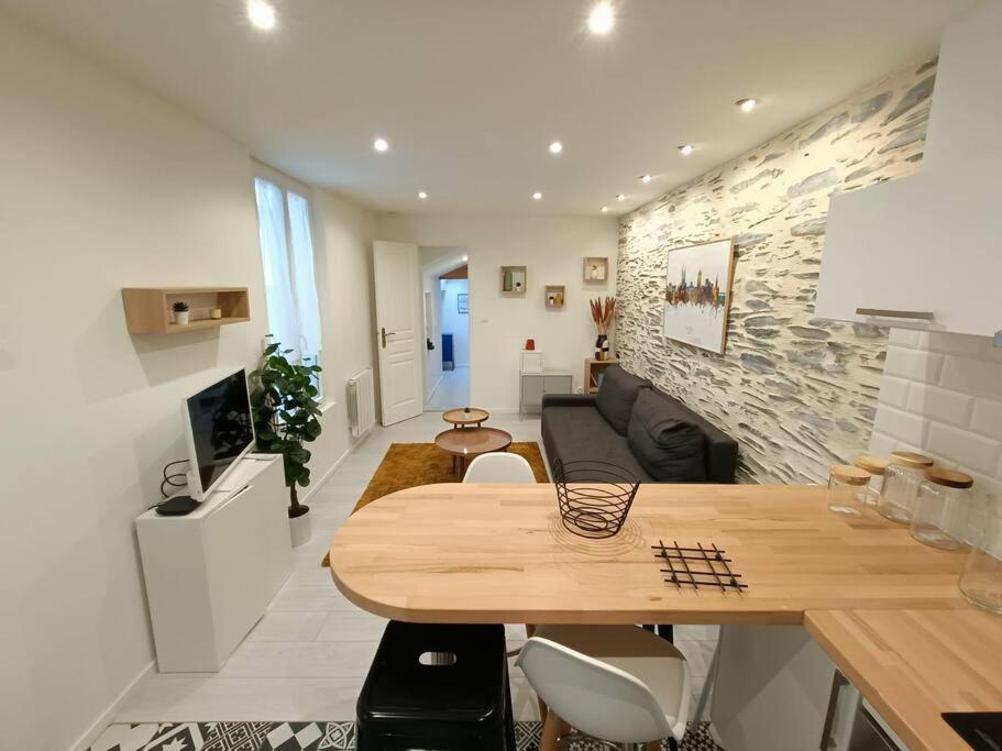 Douceurs Angevine Apartment Angers Exterior photo